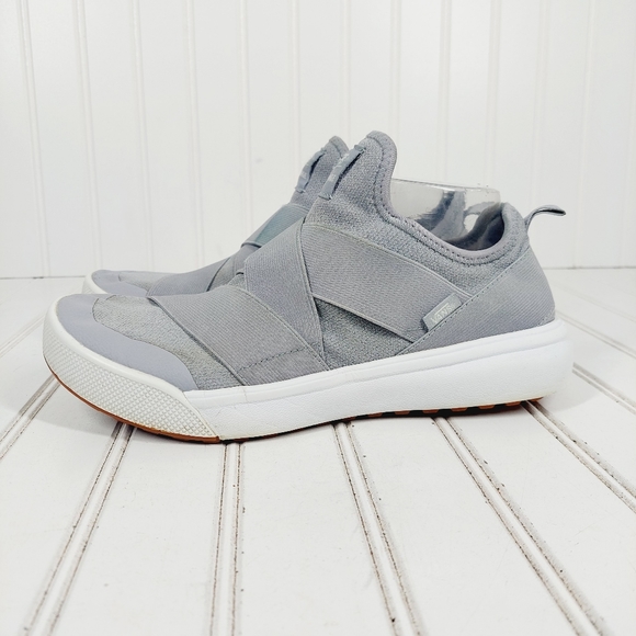 Vans with elastic straps Clearance